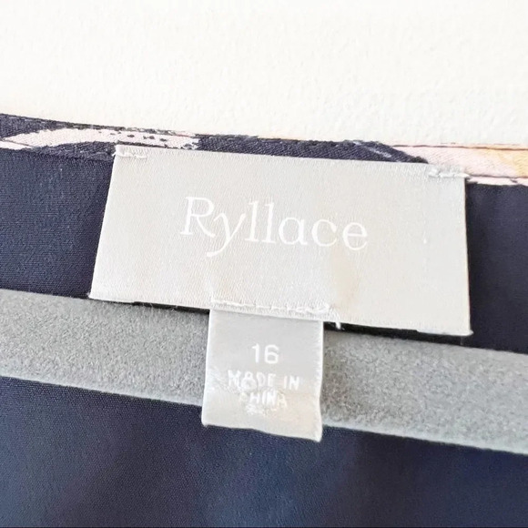 Ryllace Promenade Navy Blue Floral Dress Size 16 Floral‎ Botanical Flowy Tiered - Picture 4 of 8